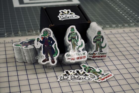 Die Cut Waterproof Stickers Vibrant Color Custom UV Printing for Promotion Branding